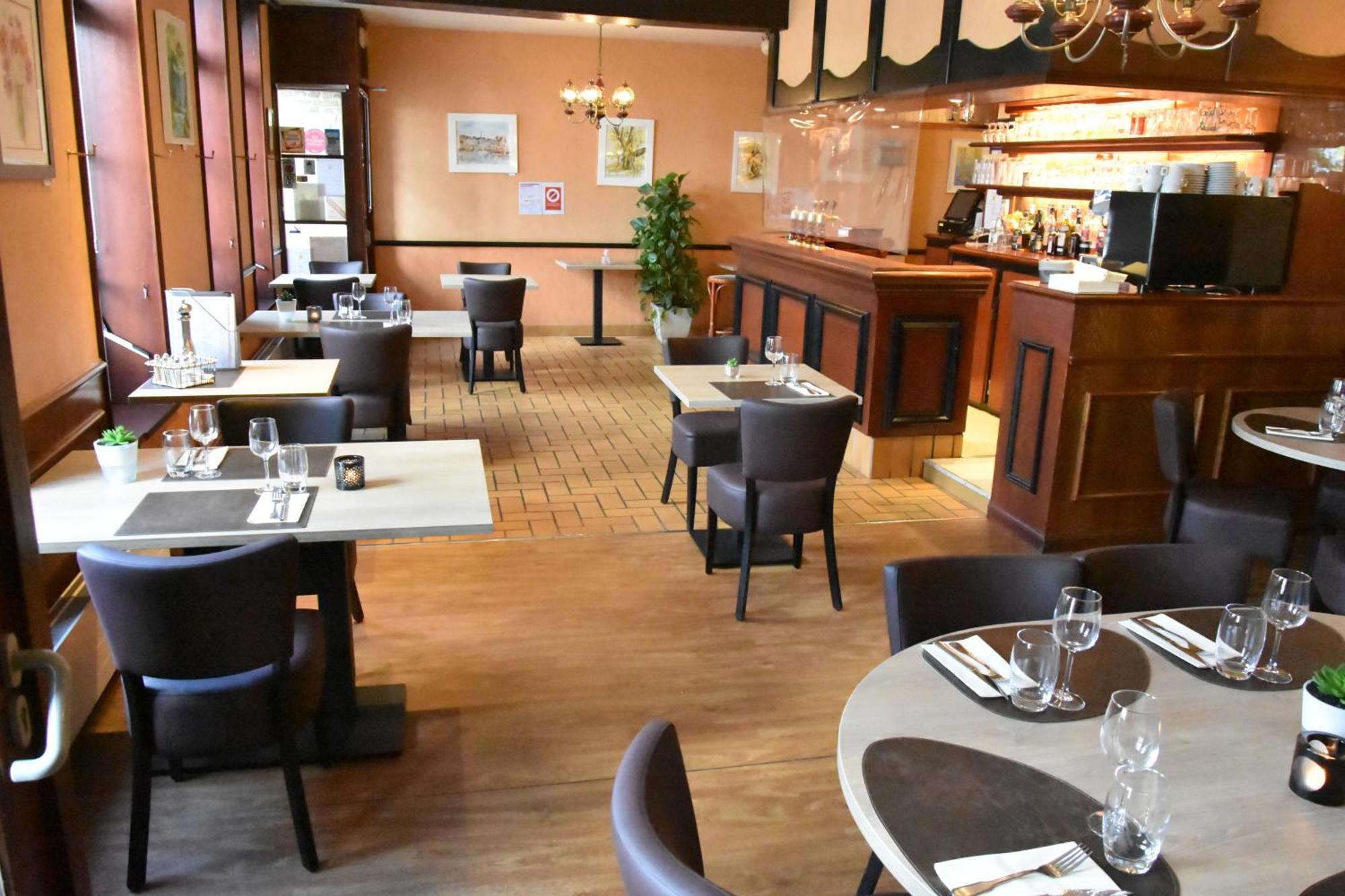 Le Saint Sebastien Hotell Blendecques Exteriör bild