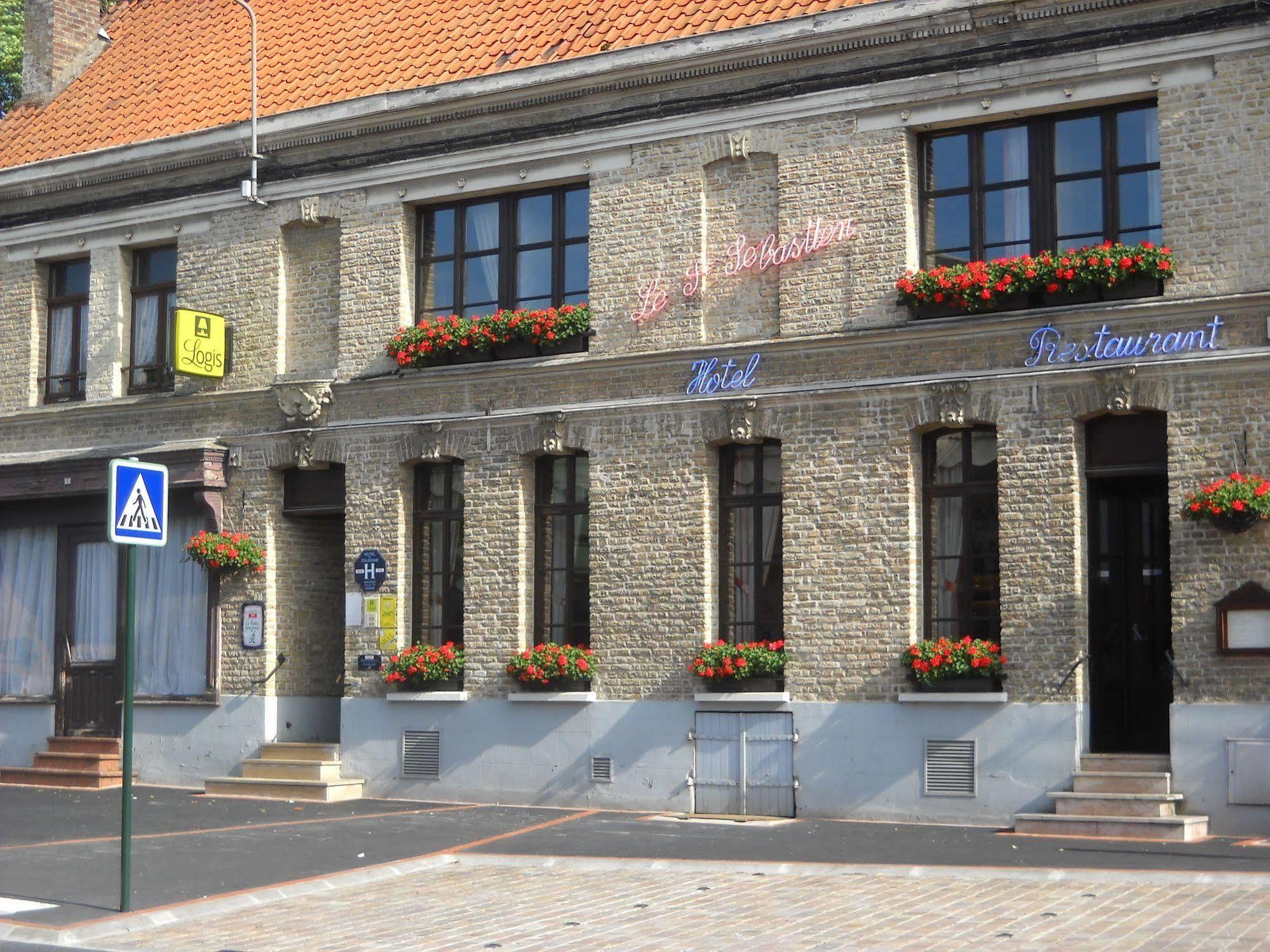 Le Saint Sebastien Hotell Blendecques Exteriör bild