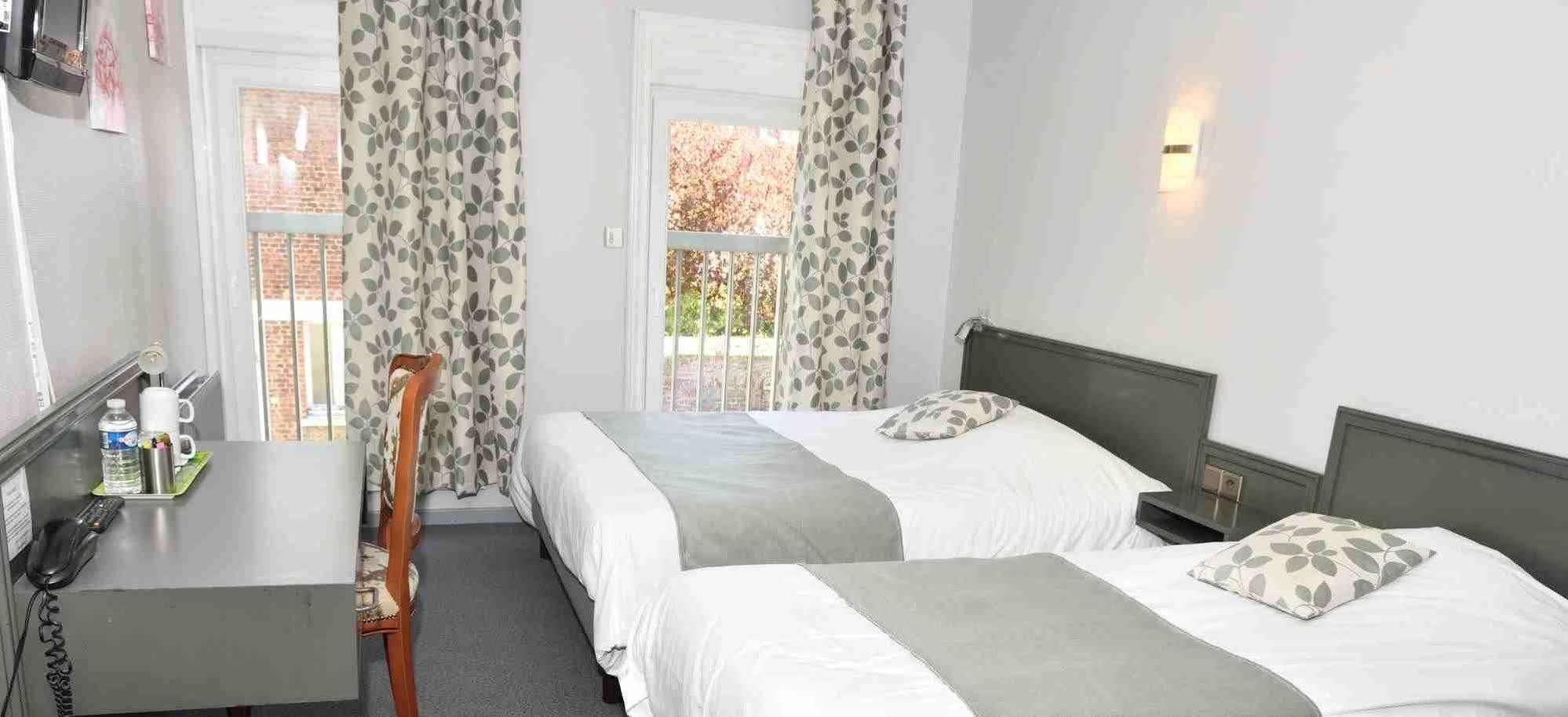 Le Saint Sebastien Hotell Blendecques Exteriör bild